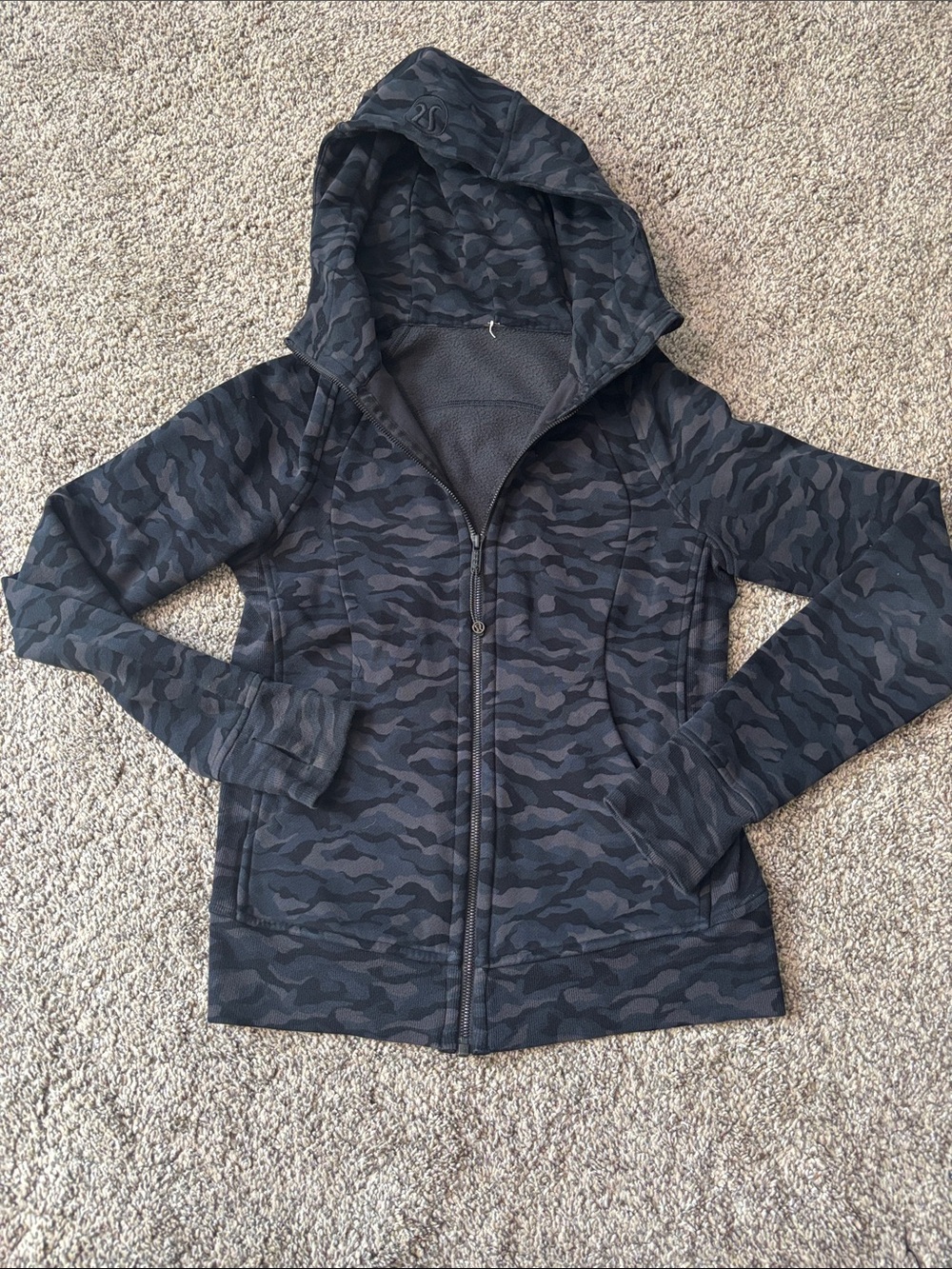 Lululemon Scuba Hoodie Light Cotton Fleece size 6
